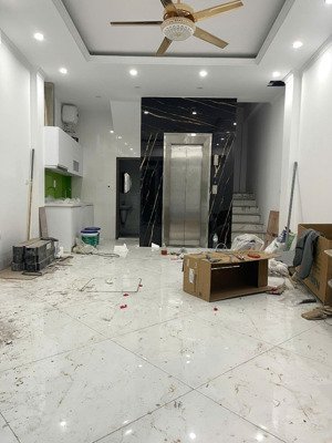 bán nhà xuân đỉnh 43m 6 tầng thang máy lô góc gần nguyễn xuân khoát ngoại giao đoàn đại sứ quán hàn