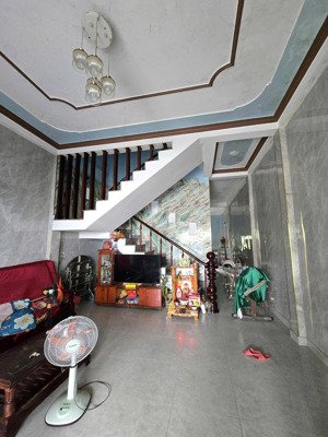 phan đình giót - nhà 3 tâng - 3.5 tỷ không bị ngập