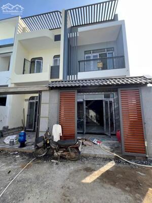 Nhà sổ riêng mới xây 2.65 tỷ/65 m2/1 lầu 1 trệt, đường ô tô