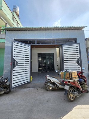 4.38 tỷ/ bán nhà cấp 4 gác đúc gần chợ dĩ an 1 chỉ 800m, p. tân đông hiệp, tp. dĩ an