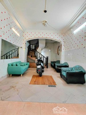 nhà mặt tiền xe tải 8m, đ. nguyễn phi khanh, quận 1, 34m2, 5 tầng, 4pn, dòng tiền 30 tr/th, 16.2 tỷ