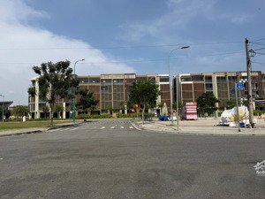 bán đất đầu tư dự án the global city 100m2 chỉ 18.6 tỷ. sổ hông riêng, xây dựng tự do. đường 16m.