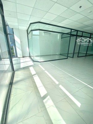 cho thuê văn phòng tại vũ tông phan- quận thanh xuân. diện tích 70m2 giá chỉ 12tr/tháng. chính chủ