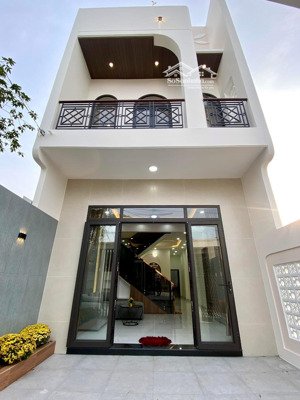 bán nhà riêng kdc phong phú 5 bình chánh, cách bx q8 600m