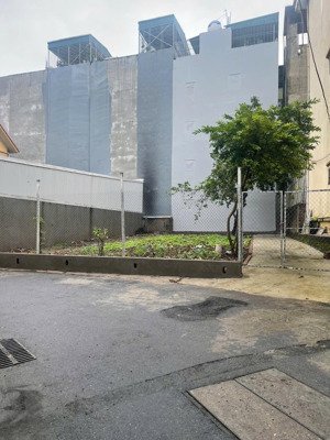 rẻ ! mảnh đất hiếm của phú thượng , giá đầu tư : 225m2 , mt 11m , ô tô , ngõ thông : 39,9 tỷ