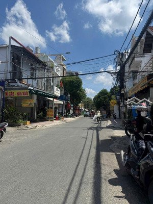 9,3 tỷ !căn góc 2 mặt tiền gần chợ tân hương. q tân phú. 4x14m.