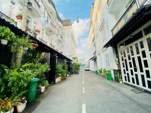 Bán nhà HXH Trương Công Định - Nguyễn Hồng Đào - DT 3.4 x 9 - 2 tầng - 2PN - 5.2 TỶ TL