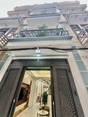 bán nhà kim giang thanh xuân diện tích 40 m .4 tầng mặt tiền 4 giá 9.8 tỷ