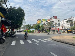 cặp mặt tiền ngang ( 12x20m ) khu bàn cờ nguyễn sơn - phú thọ hòa - gía tốt chỉ 26 tỷ chính chủ