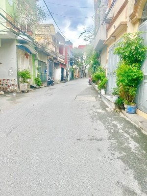 bán nhà phú diễn lô góc 3 thoáng, ô tô kinh doanh sầm uất, cạnh trường đh tài nguyên