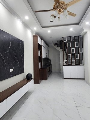 chủ nhà vỡ cần gả gấp em hoa hậu 5 tầng tại kim chung hoài đức giá quá rẻ 4 tỷ 750tr bao mọi thứ