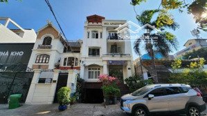 hiếm! mt thương hiệu: 7m x 15m - ngay phố ẩm thực phan xích long sẵn 5 tầng, hdt 70 triệu giá 28 tỷ