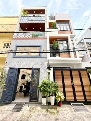 bán nhà đẹp 5 tầng gần cầu kiệu, ô tô vào nhà, tặng full nội thất chỉ 12,75 tỷ còn tl