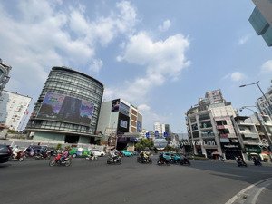 bán nhà mặt tiền ngay trường chinh p.12 q.tân bình ,4mx16m , ra metro 50m ,chỉ nhỉnh 10 tỷ