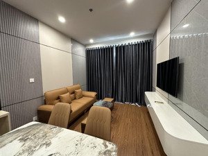 chính chủ cần bán 1pn full nt tầng cao hđ thuê 8tr/ tháng