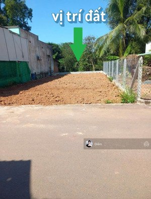 kẹt tiền cần bán lô đất đ.nguyễn văn hoài gần kcn tây bắc. dt 127m2 giá 780 triệu, sổ hồng riêng