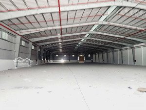 một cơ hội thực sự cho khách hàng tìm kiếm kho gần sân bay tsn: dt 1.200m2. pccc- đường container