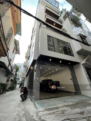 [giảm 1 tỷ]ngọc thuỵ 61m 12 tỷ 6 tầng chủ mót bán oto tránh căn góc