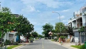 bán đất 2 mặt tiền đường 332m2 giá 430 triệu ngay kdc becamex bàu bàng , shr , hợp để đầu tư