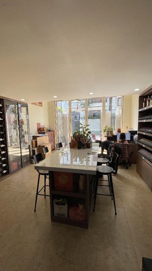 nhà đẹp mới 5 tầng, vào ở ngay, mặt tiền đường kinh doanh khu vip trung sơn, 5x20m, nhỉnh 20tỷ.