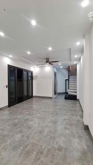 nhà mới 5 tầng thông sàn - thang máy phố võ thị sáu - quận hai bà trưng - 12.6 tỷ.