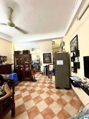 bán nhà mặt phố cửa bắc, ba đình, 136m2 x 4 tầng, sổ đỏ nở hậu, nhà chắc chắn, giá bán 45 tỷ