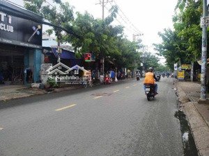 kho xưởng lớn mặt tiền hương lộ 2 - bình trị đông - bình tân - 17*63 - đường nhựa 20m - sổ riêng .