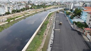 90m2 đất mặt tiền kênh tham lương, dt: 5m x 18m - giá: 12 tỷ tl