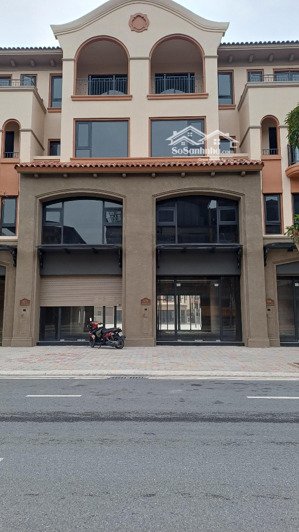 bán căn shophouse mặt đường 51m kinh doanh tại dự án vinhomes vũ yên