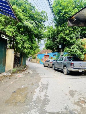 17.6 tỷ chia lô - xây ccmn. lô đất 160m2. mặt tiền 12m. 2 mặt tiền. đường 2,8m. kim chung - hđ