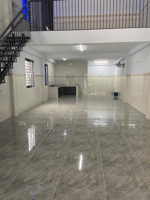 cho thuê nhà mới 100% hẻm nguyễn thị minh khai phường phú hoà thủ dầu một bình dương (củ)