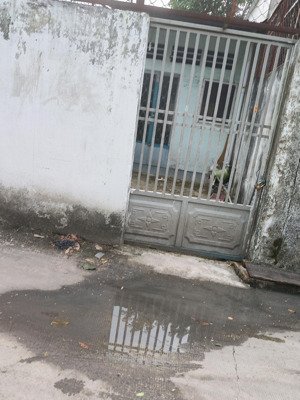 nhà phố, dt 200m2, ngay trung tâm thị trấn hóc môn, ngang 11,38, dài 16m, nở hậu, nhà cấp 4