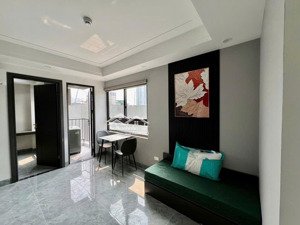 giá trị đầu tư cho căn nhà 5 tầng 64m2 ô tô vào nhà - long biên - gần aeon mall. giá bán 13.4 tỷ