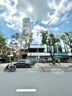 siêu phẩm - mặt tiền đinh tiên hoàng, quận 1 - dt: 15 x 25m - ctxd: hầm 8 tầng - 85 tỷ về 75 tỷ