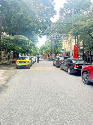 bán nhà phân lô liền kề ô tô tránh- phố dương văn bé- hàng xóm tiemscity, 58m x 7t thang máy, 20 tỷ