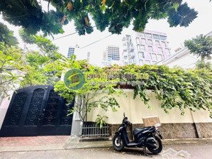 bán biệt thự cao cấp trung tâm thảo điền quận 2 540,9m² hồ bơi giá 140 tỷ thương lượng