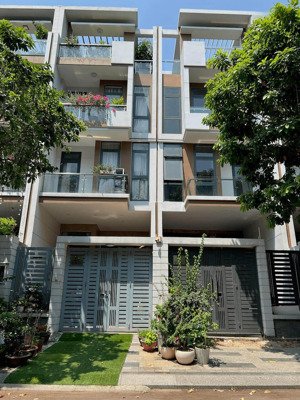 cho thuê nhà nguyên căn tại vạn phúc city