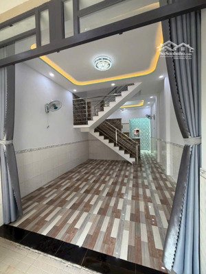 giá mới chỉ 1 tỷ 890 triệu hàng tốt cho khách chốt nhanh nhà thới tam thôn 16 hóc môn