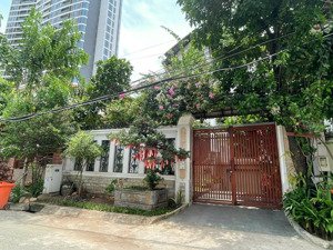 bán biệt thự compound 200 nguyễn văn hưởng thảo điền quận 2 dt 340m² khu an ninh giá 120 tỷ