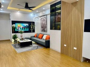 bán chcc viễn đông star ,số 1 giáp nhị ,trương định ,hm .dt 85m2 ,2pn,2vs giá 4,8 tỷ full nội thất