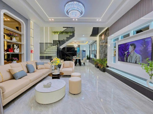 siêu phẩm 3 tầng bàu năng 1 gần lý thái tông, hoàng thị loan | có gara ô tô, 4pn, 4wc siêu vip