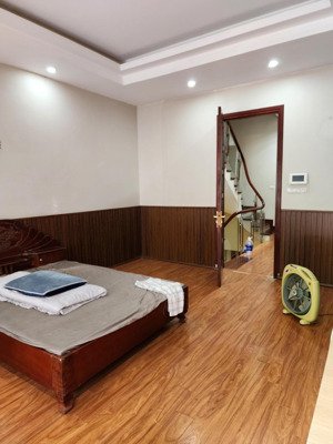 cho thuê nhà liền kề tố hữu, trung văn, 5 tầng, 90m, 6pn, giá: 25tr/ tháng