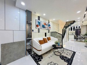 mặt ngõ bạch mai, ô tô đỗ cổng, 2 thoáng, kd, 1p ra mặt phố, sổ cc, btcc, mặt tiền rộng 45 m2 x 5t