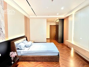 cho thuê nhà nguyên căn phố ngọc khánh - ba đình - 5 phòng ngủ - chỉ 15 triệu / tháng