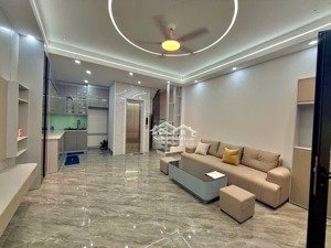 nhà mới 6 tầng ngọc hồi, hoàng mai xách vali về ở đón tết trong căn nhà mới tinh