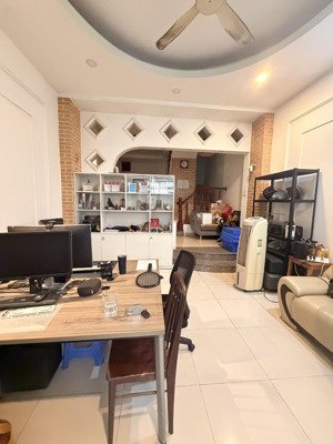 nhà hẻm xe hơi p5 bình thạnh - 4 tầng btct 4pn - vừa ở vừa làm văn phòng - siêu hiếm.