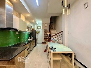 bán nhà trung tâm q.3 hxh nguyễn đình chiểu 4 tầng btct 36 m2 nhỉnh 8.x tỷ