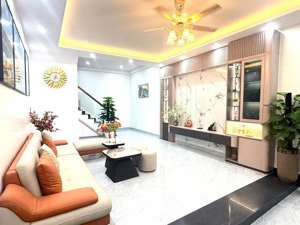bán nhà chính chủ mặt ngõ dt 48,5m2 chợ đôn. sát chợ kinh doanh buôn bán tấp nập