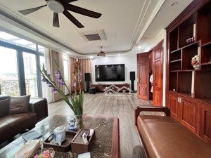 cầu giấy nhà chủ tự thiết kế xây chắc chắn - khu dân trí cao - 50 mét ra ô tô - gần phố