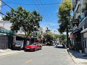 bán nhà đất phố mặt tiền rộng kinh doanh ngang 9m đẹp mặt tiền đường lê đại hành nha trang